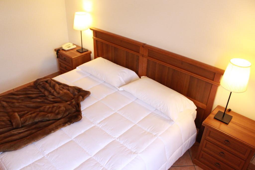 Hotel Portici Vicoforte エクステリア 写真