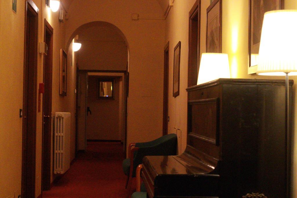 Hotel Portici Vicoforte エクステリア 写真