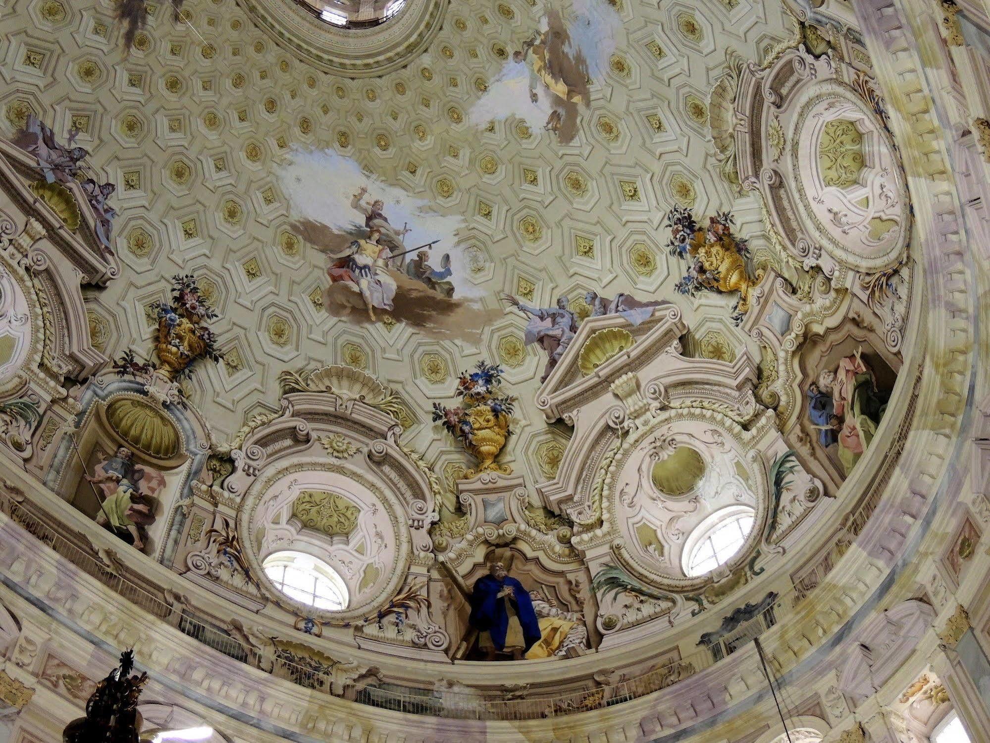 Hotel Portici Vicoforte エクステリア 写真
