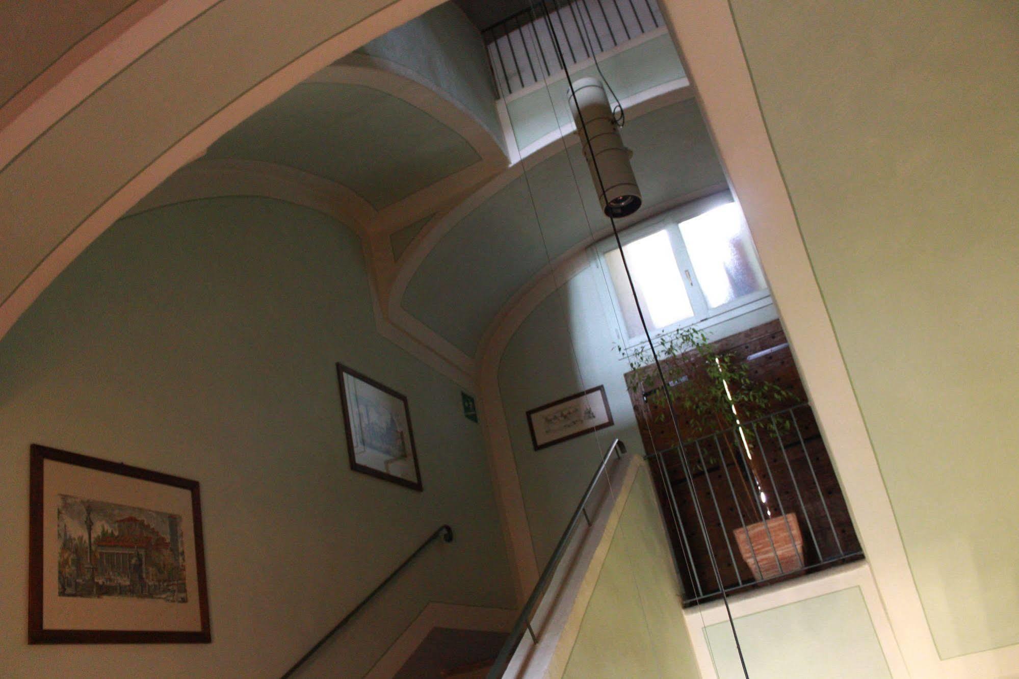 Hotel Portici Vicoforte エクステリア 写真